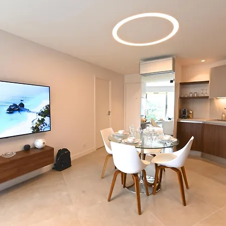 Apartment Luxe Vue Et Collines Avec Piscine