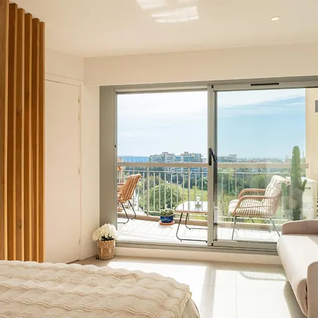 Luxe Vue Et Collines Avec Piscine * Мандельё-ла-Напуль