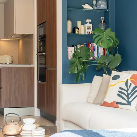 Luxe Vue Et Collines Avec Piscine * Мандельё-ла-Напуль