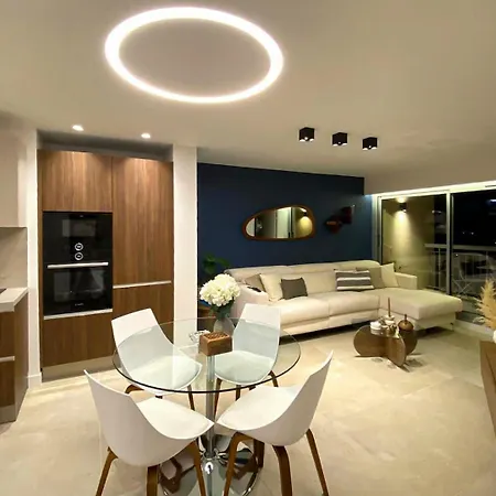 Апартаменты Luxe Vue Et Collines Avec Piscine
