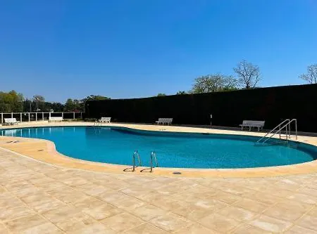 Апартаменты Luxe Vue Et Collines Avec Piscine Мандельё-ла-Напуль
