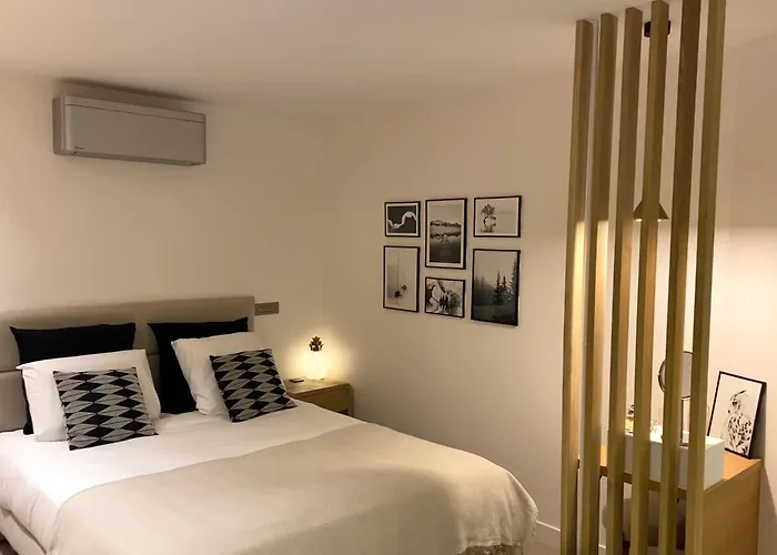 Luxe Vue Et Collines Avec Piscine Apartment Mandelieu