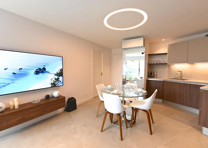 Apartment Luxe Vue Et Collines Avec Piscine