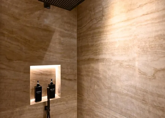 Apartment Luxe Vue Et Collines Avec Piscine *